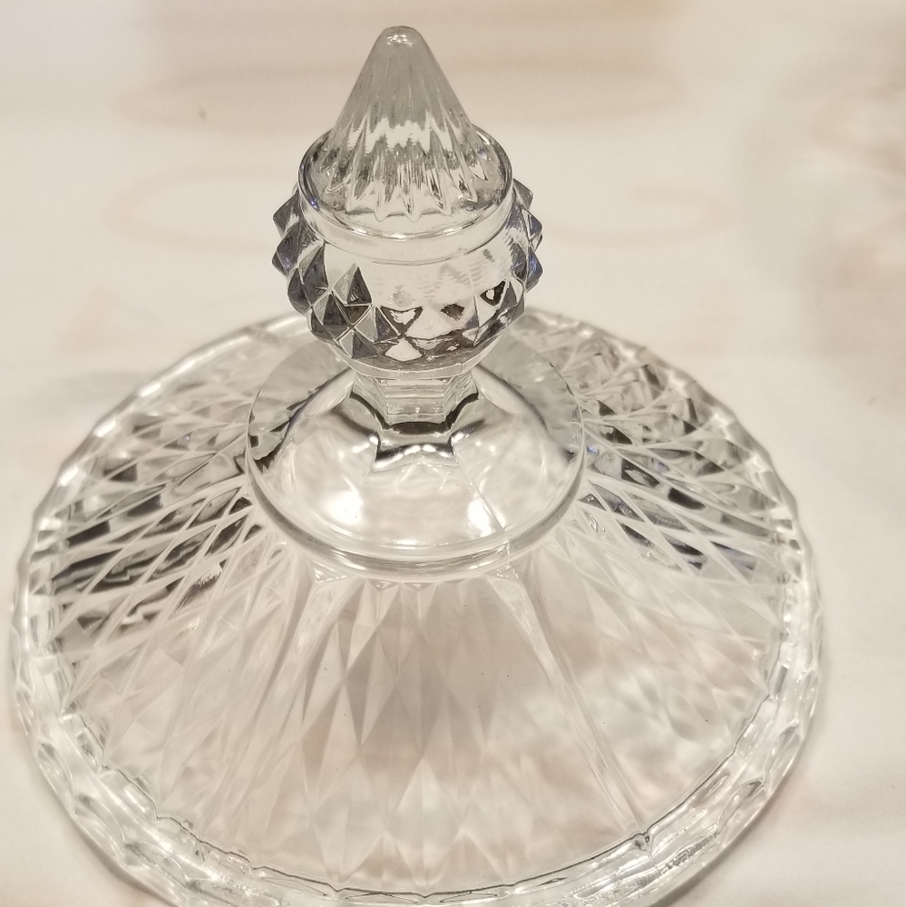 NIB Crystal Clear "Buckingham" Candy Dish - Picture 5 of 6